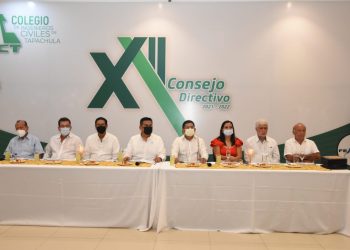 AYUNTAMIENTO DE TAPACHULA RECONOCE LABOR Y APORTE DE INGENIEROS CIVILES AL DESARROLLO DE LA ENTIDAD