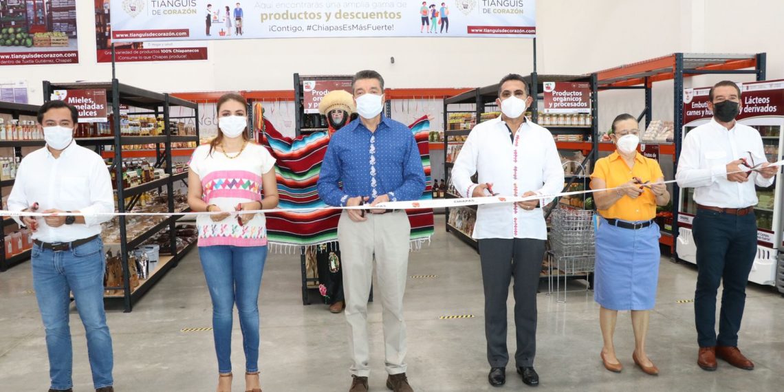 Rutilio Escandón inaugura “Tianguis de Corazón” 2021 que promueve el consumo de productos chiapanecos