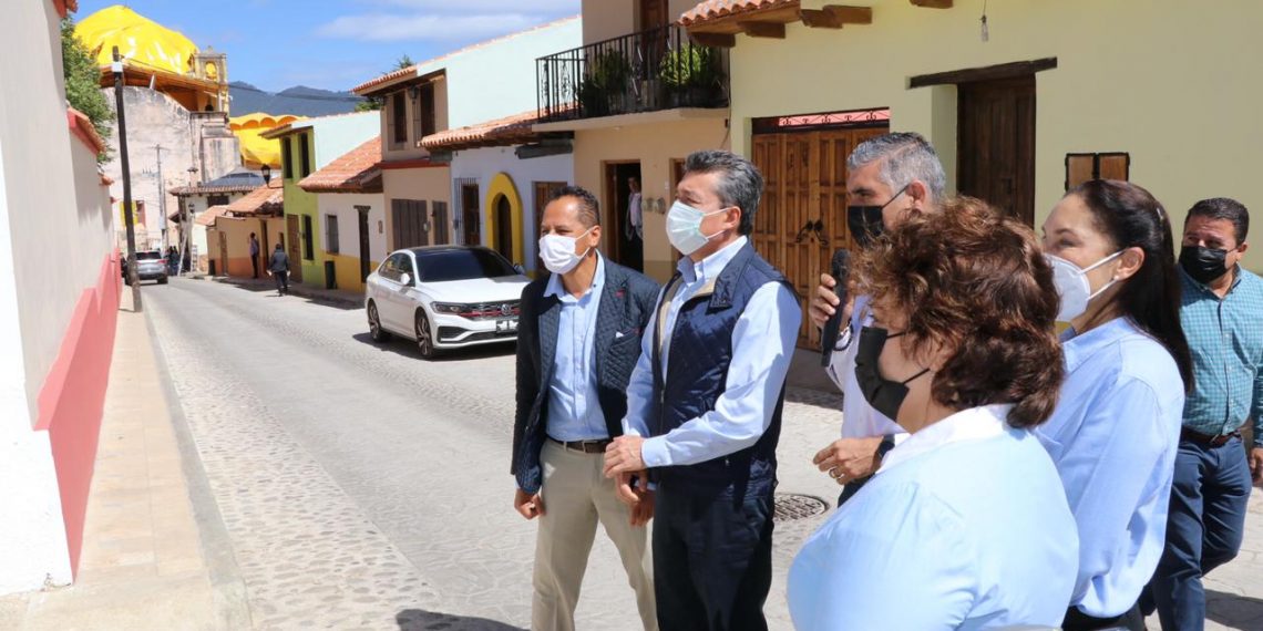 Rutilio Escandón fortalece imagen urbana de San Cristóbal de Las Casas