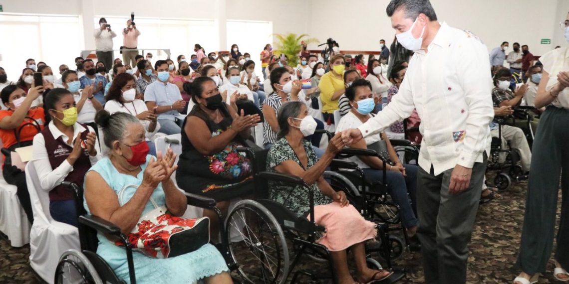 En Tapachula, Rutilio Escandón arranca Programa “Ayudas Técnicas a Personas con Discapacidad 2021”