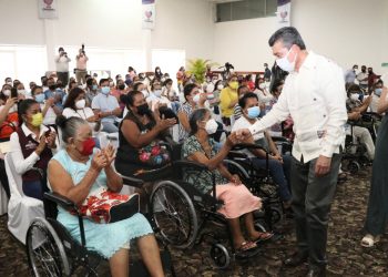 En Tapachula, Rutilio Escandón arranca Programa “Ayudas Técnicas a Personas con Discapacidad 2021”