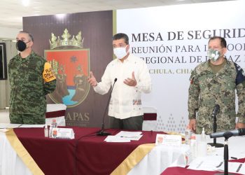 Desde Tapachula, Rutilio Escandón llama a población de 40 años en adelante a vacunarse contra COVID-19