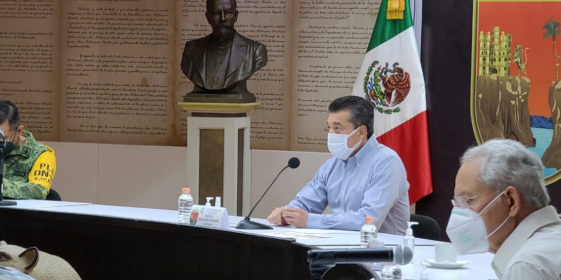 Convoca Rutilio Escandón a juventud chiapaneca a motivar a sus familiares a vacunarse contra COVID-19