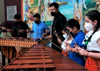 SE PRESENTA LA ESCUELA DE MÚSICA INFANTIL DE TAPACHULA