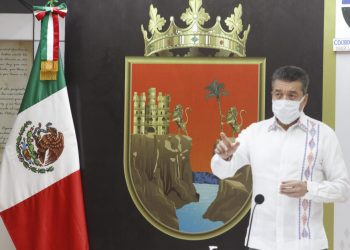 Vacunación contra COVID-19 es gratuita; llaman a las y los chiapanecos a no dejarse engañar