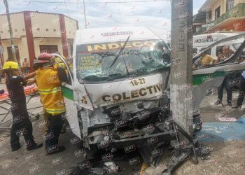 Tres lesionados deja choque de dos vehículos.