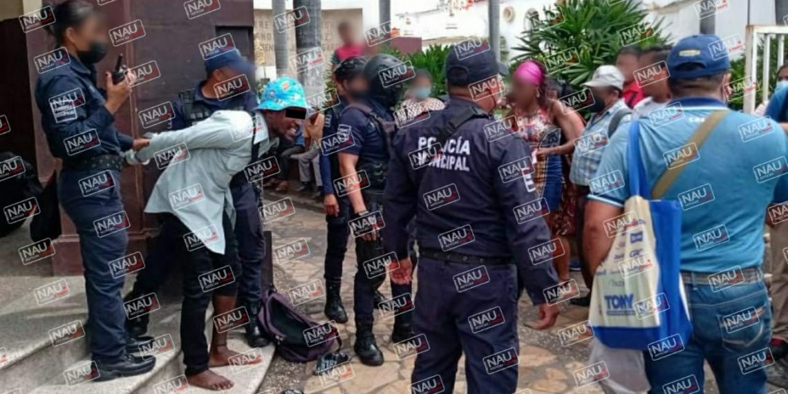 Detienen a dos personas por alterar el orden.