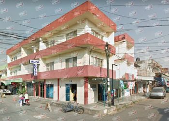 Migrantes asaltan a tesorera de compartamos.