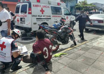 Derrapa motociclista.