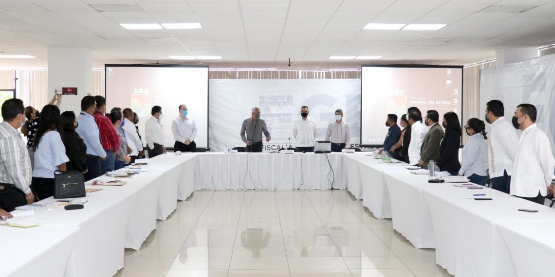 Inicia FGE capacitación a Fiscales de MP con  Conversatorio en Materia Penal.