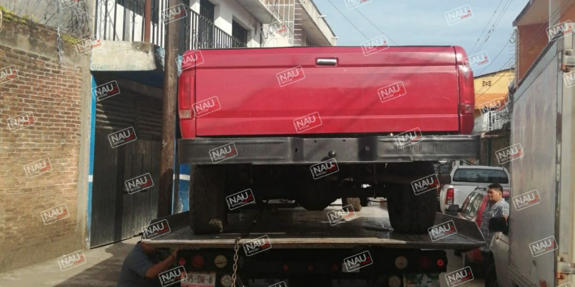 Más de 10 vehículos abandonados fueron levantados en las últimas horas.