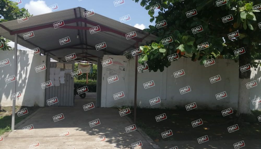 Denuncian irregularidades en Preparatoria de Tuxtla Chico.