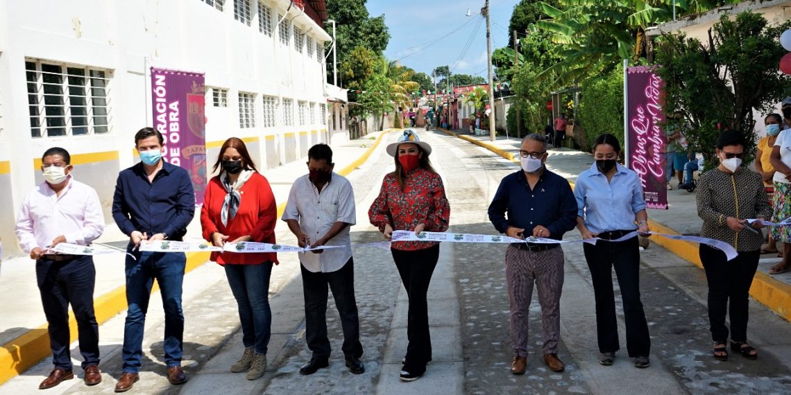 ENTREGA AYUNTAMIENTO DE TAPACHULA OBRAS CON INVERSIONES POR 9.2 MILLONES DE PESOS