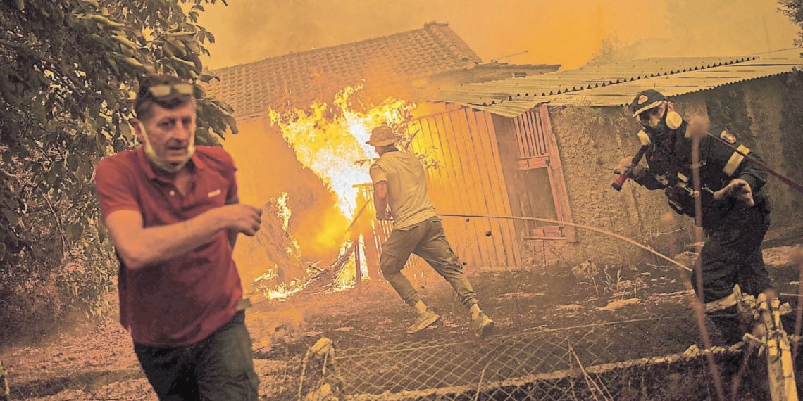 Incendios forestales registrados los últimos siete días destruyeron 965.000 hectáreas y dejaron a más de 1.000 personas sin hogar.