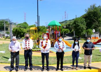Inaugura Rutilio Escandón Parque Infantil “La Alegría”, en Osumacinta