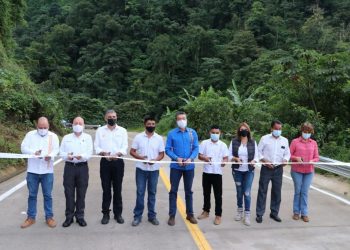 Rutilio Escandón inaugura pavimentación de la vialidad de acceso a la localidad Nuevo Chespal de Tapachula