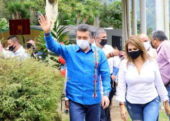 Sin importar lo lejos que estén, nuestro compromiso es con todas las comunidades: Rutilio Escandón