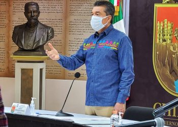 Exhorta Rutilio Escandón a mujeres embarazadas a vacunarse contra el COVID-19