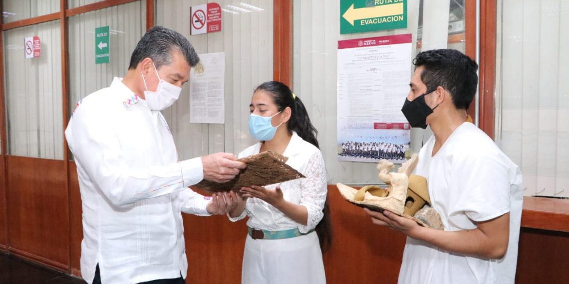 Reconoce Rutilio Escandón el trabajo del pueblo lacandón en la protección de la selva