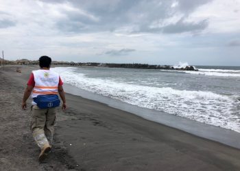 PROTECCIÓN CIVIL EXHORTA A EXTREMAR PRECAUCIONES POR MAR DE FONDO EN PLAYAS DE TAPACHULA