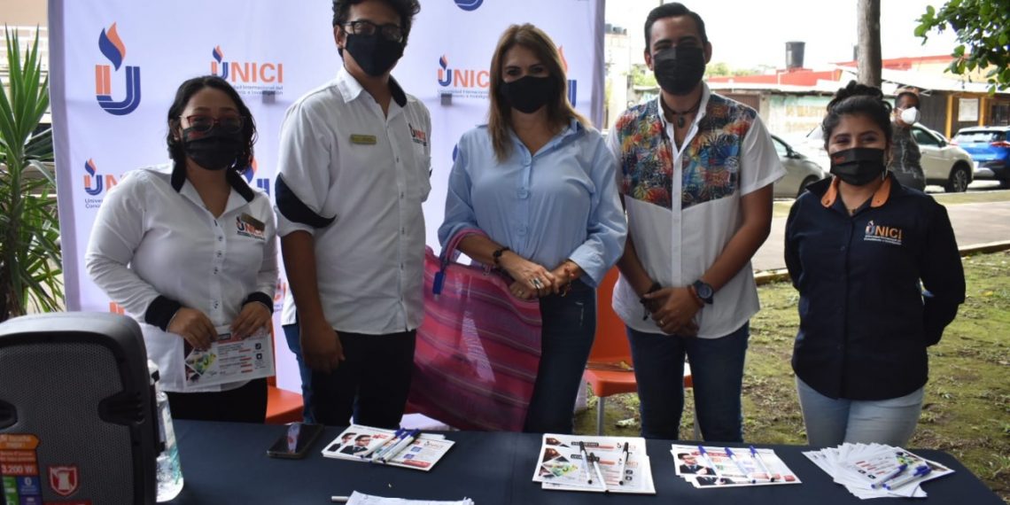 SE SUMAN MÁS EMPRENDEDORES AL TIANGUIS A TU COLONIA EN EL PARQUE DE LOS LAURELES II