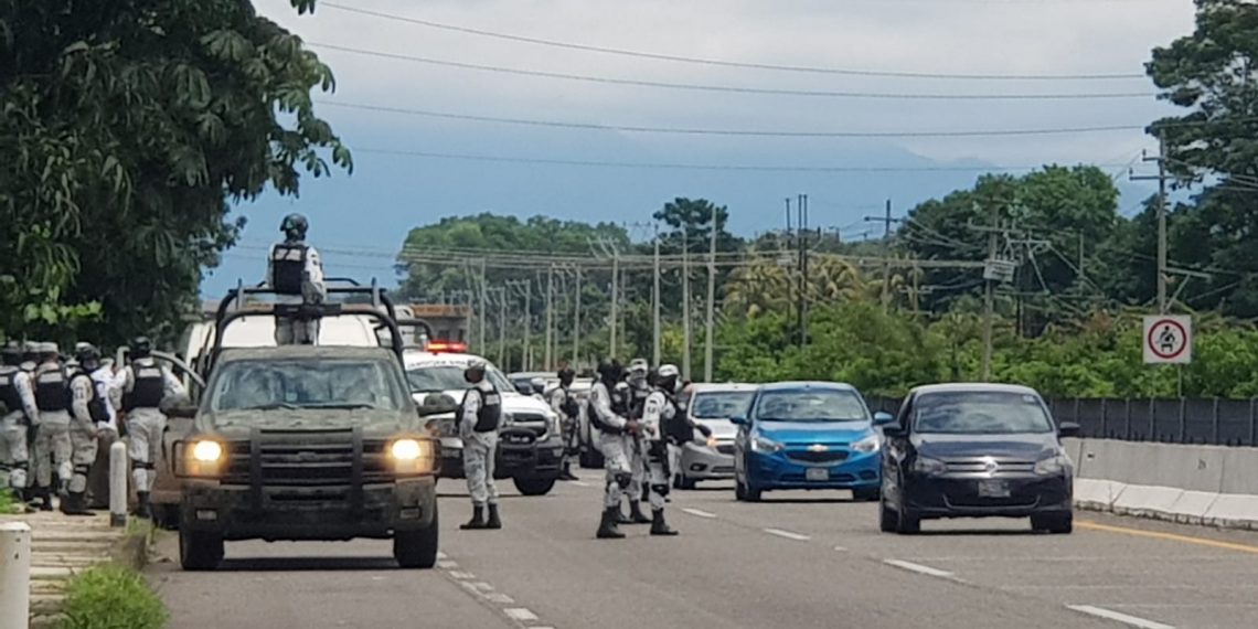 Deportan a Guatemala a 40 migrantes haitianos, al ingresar al país vuelven hacer detenidos