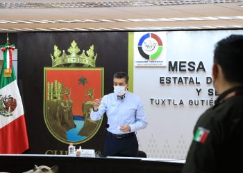 Rutilio Escandón pide mantener medidas contra el COVID-19 y acudir a centros de vacunación