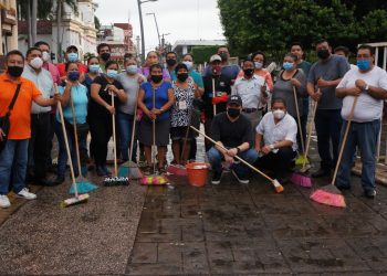 SE REALIZA SANITIZACIÓN Y LIMPIEZA DEL CENTRO DE TAPACHULA