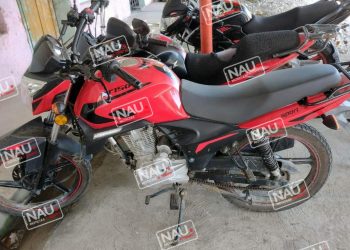 Roban motocicleta en Villa Comaltitlán