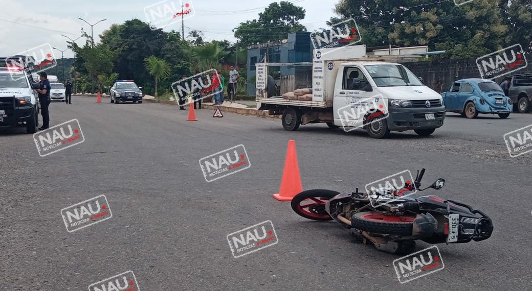 Motociclista lesionado en accidente.
