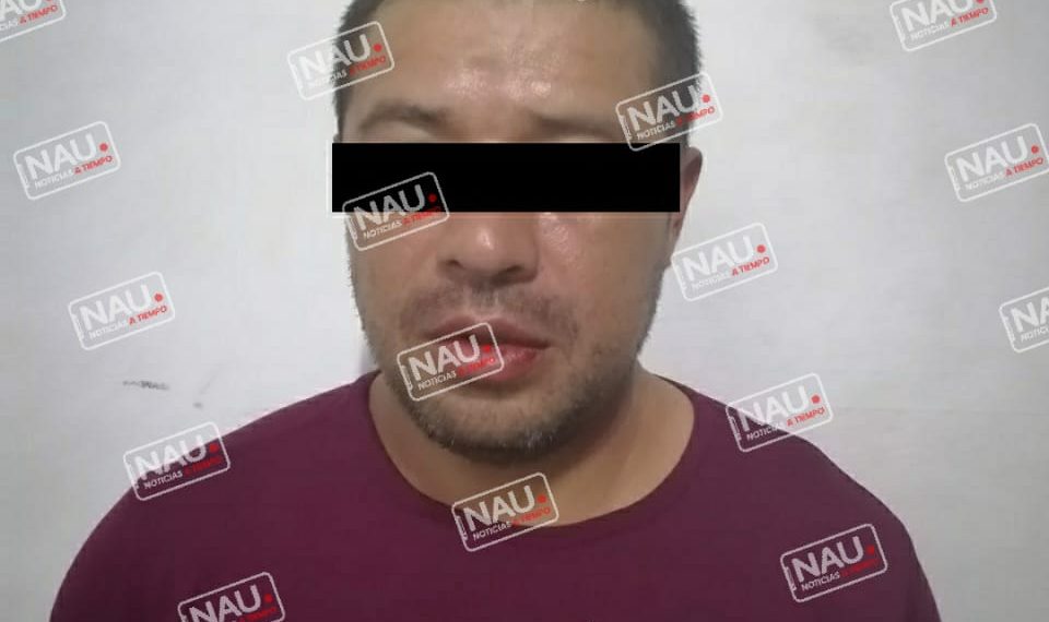 Tres detenidos por escandalizar en la vía pública.