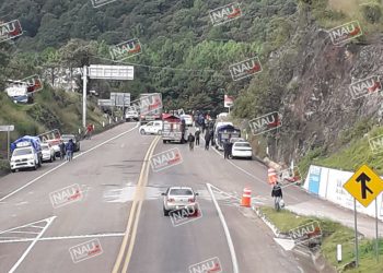 BLOQUEO CARRETERO SAN CRISTOBAL DE LAS CASAS.