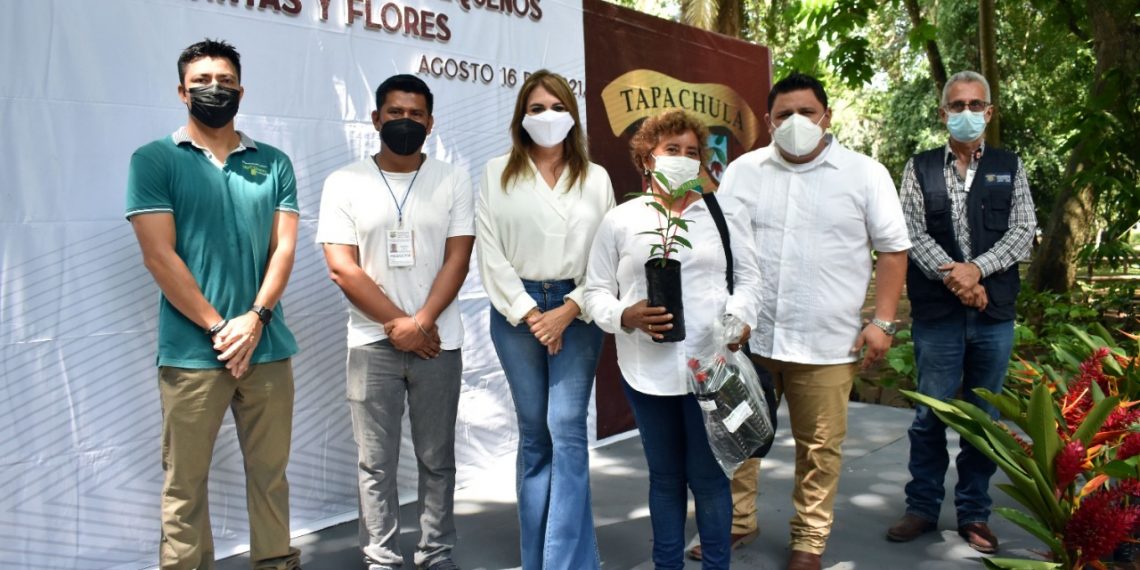 AYUNTAMIENTO DE TAPACHULA ENTREGA APOYOS A PRODUCTORES