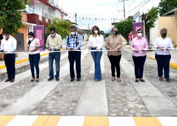 CON RUTILIO ESCANDÓN, SE CONSOLIDA EL DESARROLLO SOCIAL Y BIENESTAR DE LOS TAPACHULTECOS: URBINA CASTAÑEDA