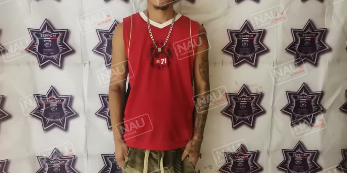 Detienen a uno de tres sujetos que asaltaron a taxista