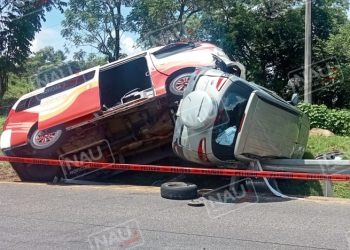 Tres heridos deja choque de colectivo y particular