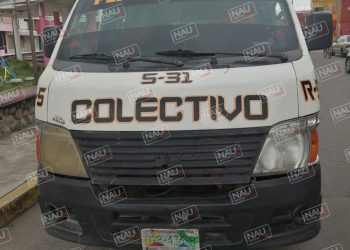 Conductor de combi de la ruta Pemex, fue sancionado al tirar a una señora de la tercera edad