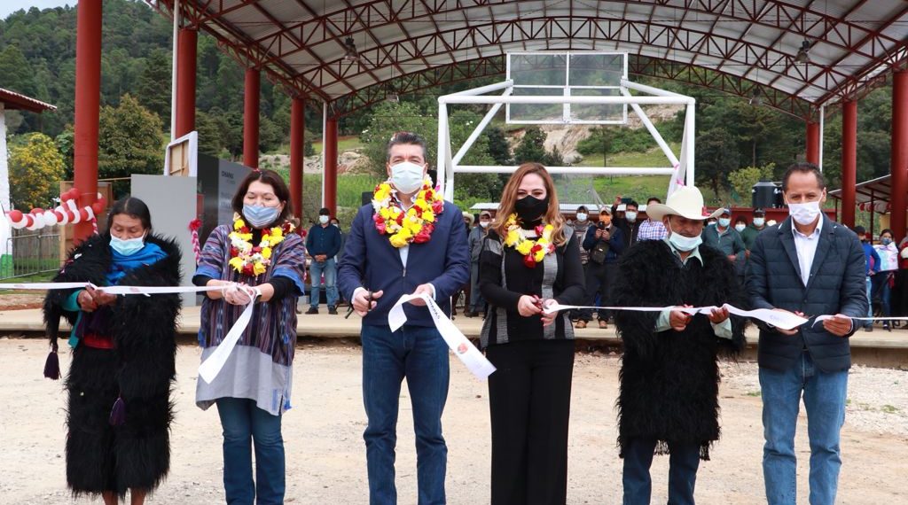 Inaugura Rutilio Escandón 158 cuartos dormitorios en beneficio de familias de El Aguaje, en SCLC