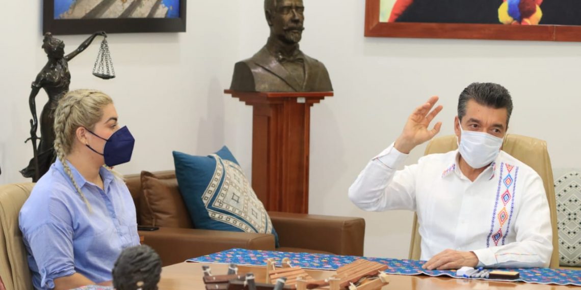 Externa Rutilio Escandón respaldo a la medallista olímpica chiapaneca Aremi Fuentes Zavala