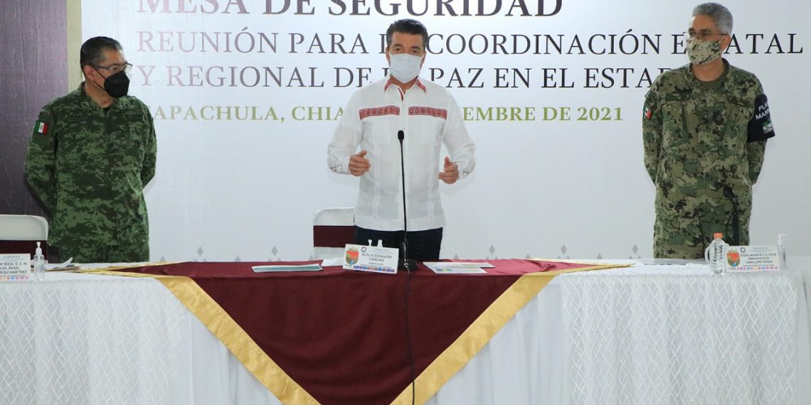 Exhorta Rutilio Escandón a personas mayores de 18 años a vacunarse contra el COVID-19