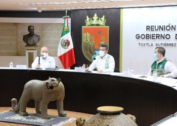 Se fortalece estrategia de vacunación anticovid con aplicación casa por casa: Rutilio Escandón