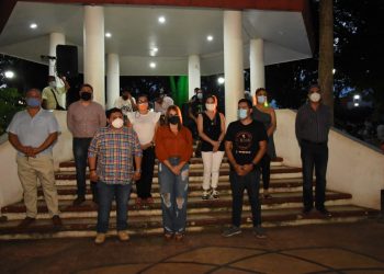 INAUGURA ROSY URBINA EXPOSICIÓN GASTRONÓMICA “NOCHE DE SABOR”