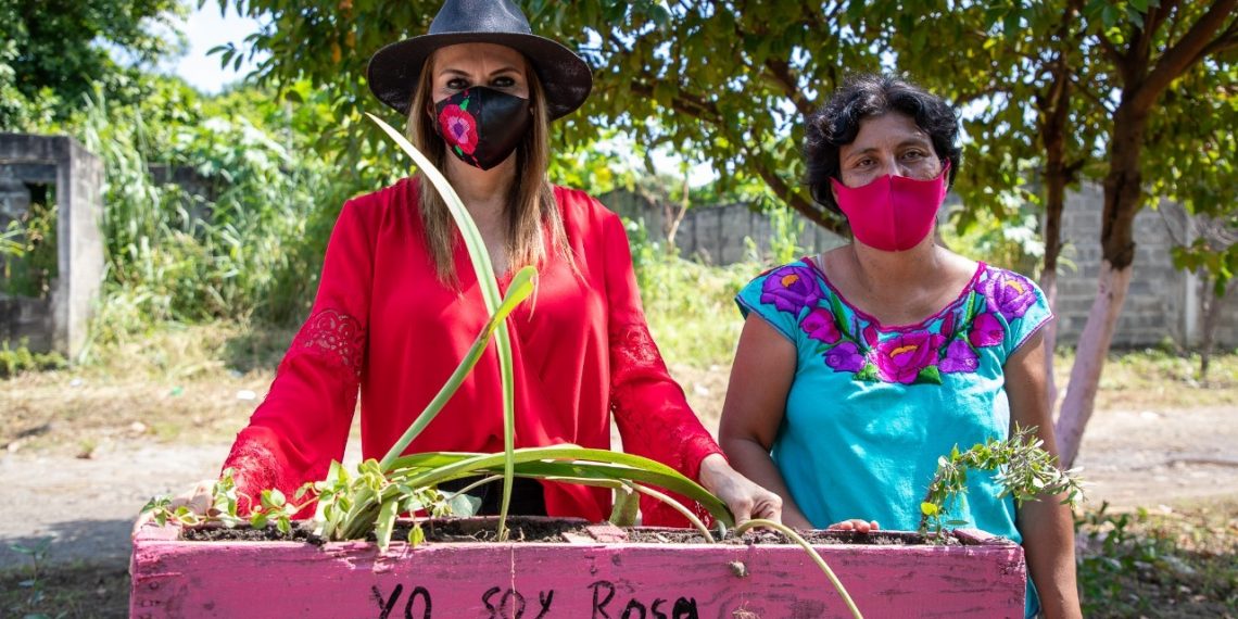 EN COLONIA LOS LLANES, AYUNTAMIENTO DE TAPACHULA REHABILITA ESPACIOS PÚBLICOS