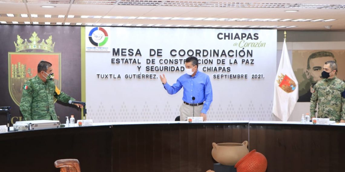 Aeronaves están al servicio de la salud, seguridad y protección civil del pueblo, reitera Rutilio Escandón