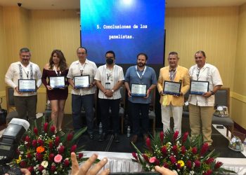 Urgente La Vinculación Y Trabajo En Equipo