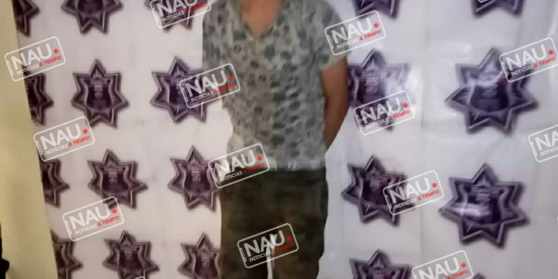 Detienen a dos hondureños con 10 bolsitas de Marihuana.