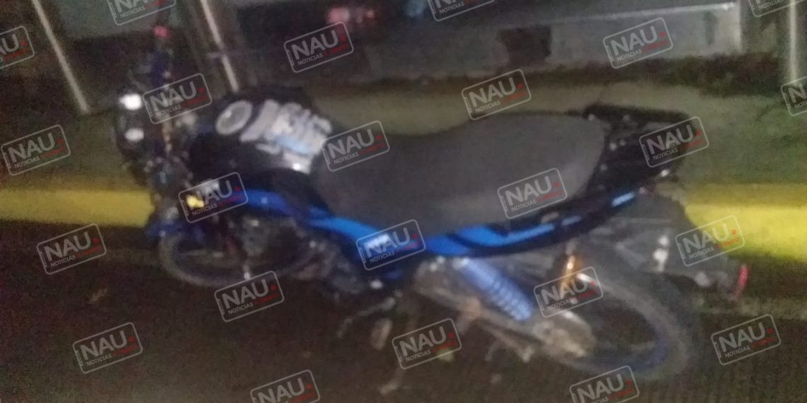 Abandonan motocicleta