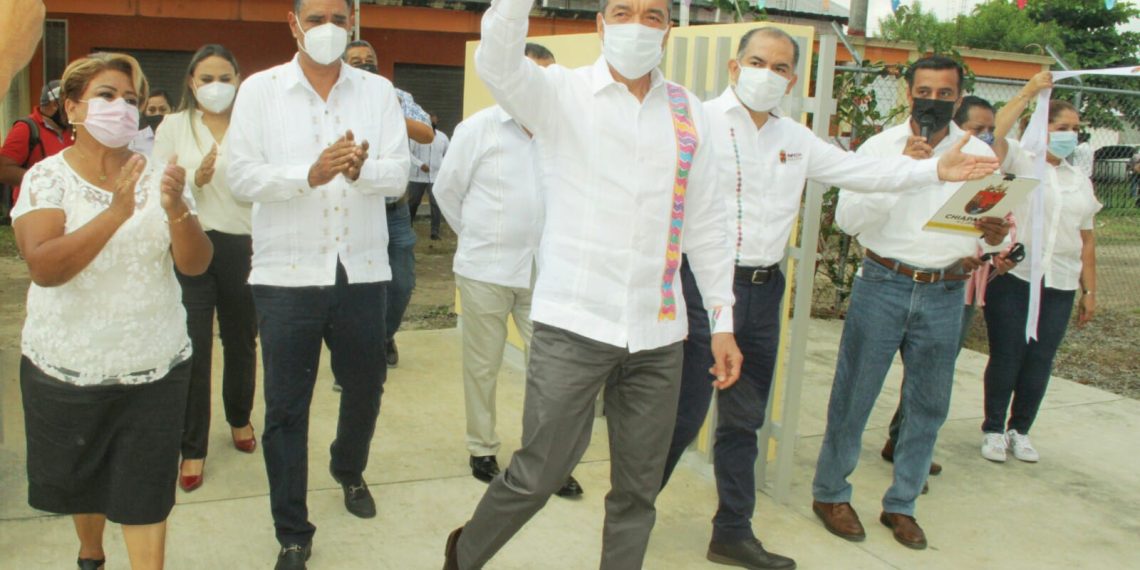 Con el Gobernador Rutilio Escandón Cadenas, Tuxtla Chico avanza hacia el mejoramiento educativo: Julio Gamboa