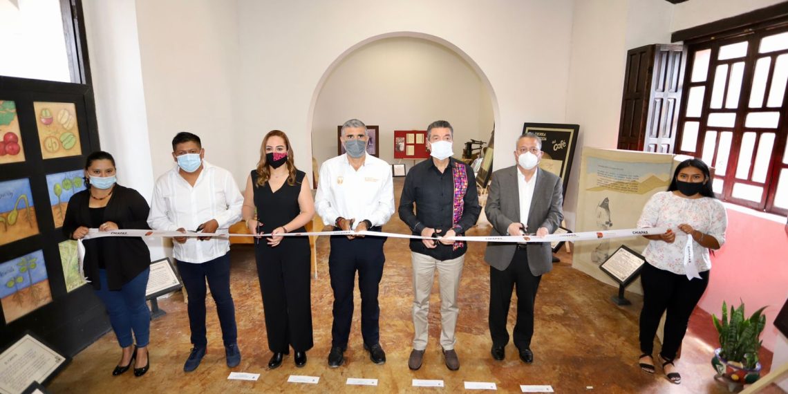 Rutilio Escandón inaugura reconstrucción del Foro Cultural Cafetalero en San Cristóbal de Las Casas