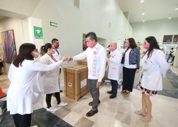 Rutilio Escandón arranca la campaña “Mes de Sensibilización sobre el Cáncer de Mama 2021”